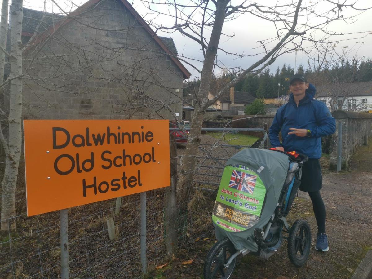 Dalwhinnie Old School Hostel Exterior photo